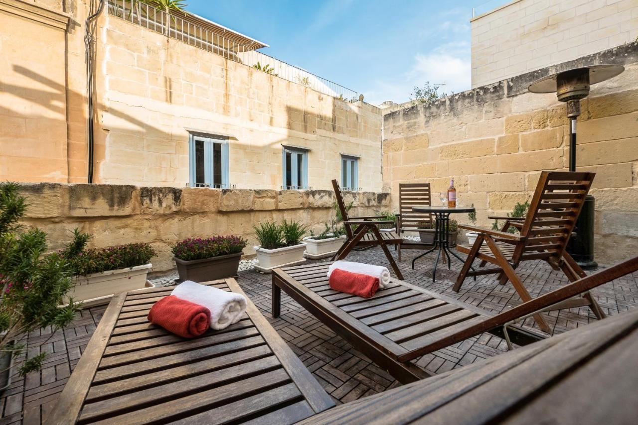 Valletta Ajkla Mansion Exteriör bild